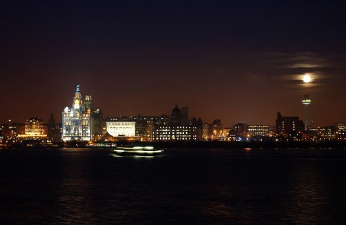 C116-09 Liverpool UNESCO World Heritage Site Liverpool Waterfront similar in some respects to the old Shanghai bund Guy Woodland 1989-2011